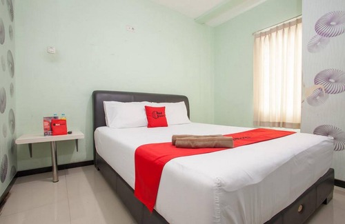 Klojen House | RedDoorz @ Raya Tidar