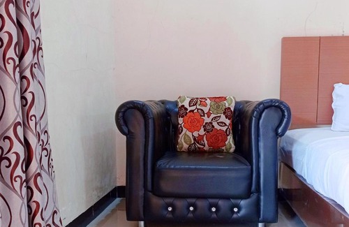 Sumatra Hotel | RedDoorz Syariah Near Danau Tes Bengkulu