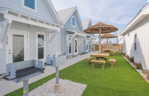 Central City House | Reelin' It Inn - 14931