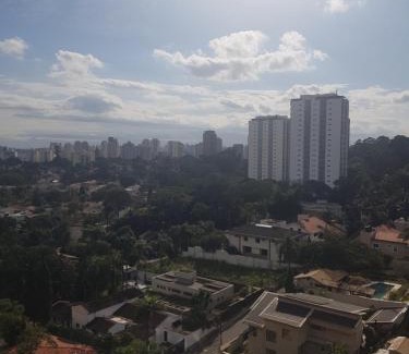 Santo Amaro House | Refúgio Verde - Tranquilidade com Vista da Cidade