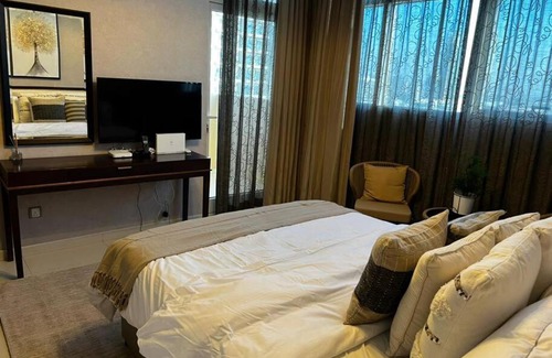 Jumeirah Village Apartment | Refined Studio-Ghalia Tower