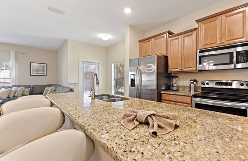 Kissimmee Villa | Refurbished! Lazy Life at Storey Lake by Shine Villas #901