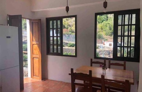 El Guincho Villa | Refurbished Villa Home in gorgeous natural setting