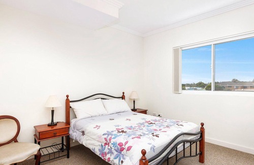 Forster Apartment | Regatta 13 - Opposite Wallis Lake
