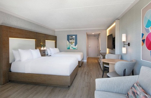Shipyard Plantation Hotel | Relax in Comfort! 4 Spacious Units, Balcony, Pool, & Beachfront Location!
