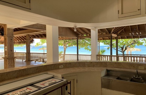 Negril Villa | Relax In Jamaica - Enjoy 7 Miles Of White Sand Beach! 1 Bedroom Villa by RedAwning