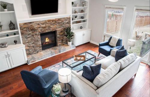 Jefferson House | Relax in Style 5BR Home Hot Tub & Games