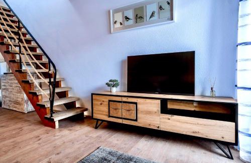 Schoenwald Apartment | RelaxApartments BLACK FOREST Moments - Maisonette-Wohnung mit Sonnenbalkon, schnelles Internet, Nähe Triberger Wasserfälle, für bis zu 4 Personen