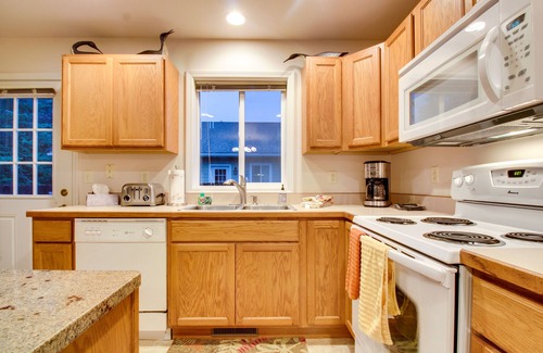 Whitefish House | Relaxing Home Near Whitefish Lake Golf - Just a Mile from Whitefish & the Lake
