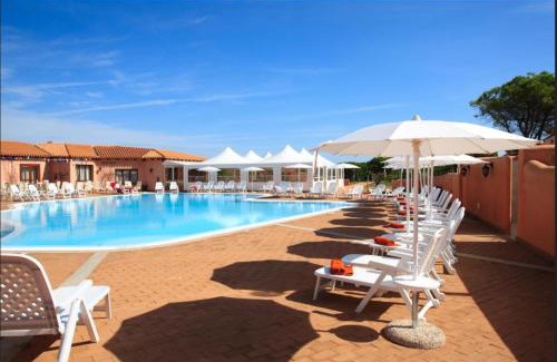 Aglientu Apartment | Relaxing Residence Baia dei Mirti B4 1 Bedroom Apartment Sleeps 4 -Bilo 4
