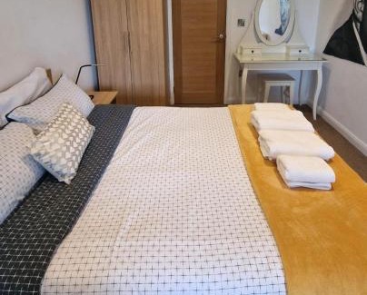 Morcott Apartment | Relaxing Room With Ensuite Rutland Point