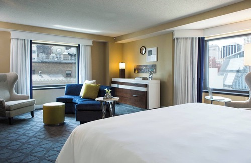 Downtown Chicago Hotel | Renaissance Chicago Downtown Hotel