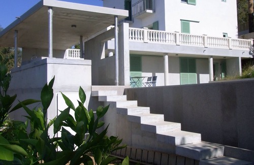 Le Rayol House | Renovated 1900 villa in large park facing the Islands and 300m from the beach, listed