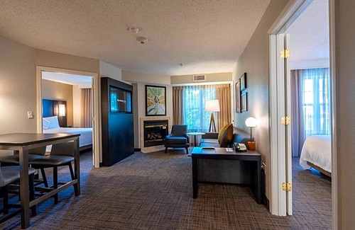 Princeton Hotel | Residence Inn by Marriott Princeton at Carnegie Center