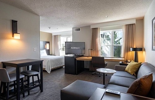 Princeton Hotel | Residence Inn by Marriott Princeton at Carnegie Center