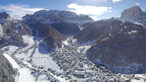 Selva di Val Gardena Apartment | Residence Carin