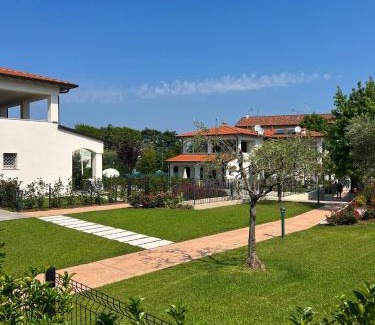 Colombare Apartment | RESIDENCE FIORE ROSSO