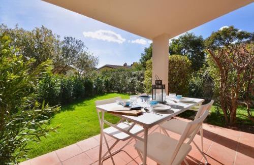 Costa Rei Apartment | Residence in Costa Rei just 450 meters from the beach, apartments with air conditioning and outdoor private area