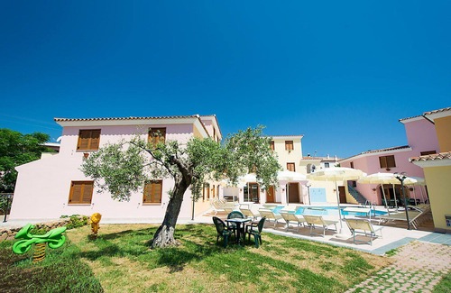 Sos Alinos Apartment | Residence in Orosei with 0 bedrooms sleeps 2
