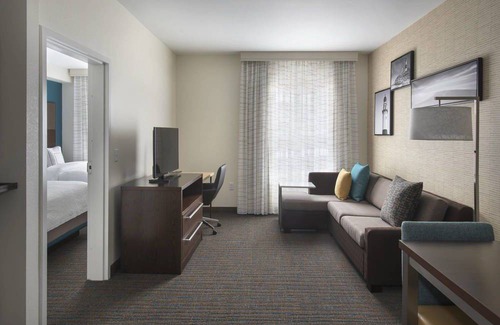 Riverhead Hotel | Residence Inn by Marriott New York Long Island East End