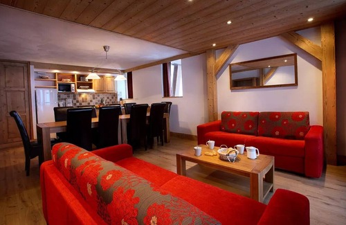 Arc-2000 Apartment | Residence La Cime des Arcs* - Chalet des Neiges - 4 Room Apartment Cabin 8/10 People