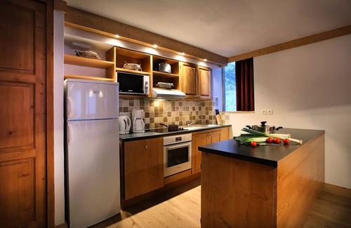 Arc-2000 Apartment | Residence La Cime des Arcs* - Chalet des Neiges - 4 Room Apartment Cabin 8/10 People