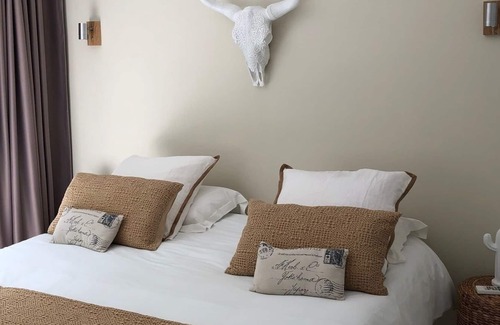 Lurin Apartment | residence the green rock