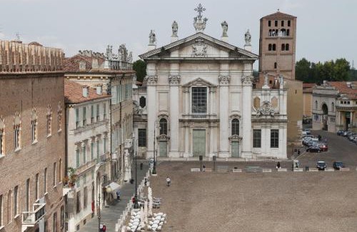 Old Town House | Residenza Accademia, MantegnaHotels