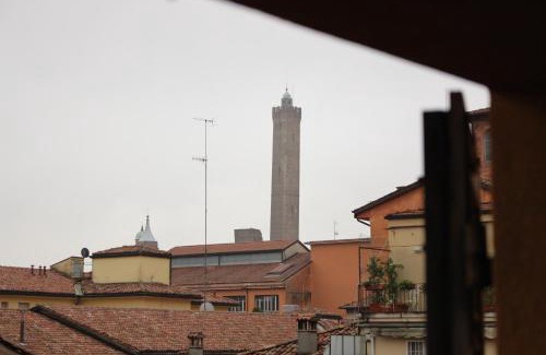 Historic Center Apartment | Residenza Ariosto Depandance by Studio Vita