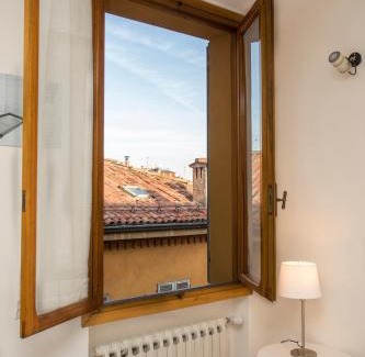 Historic Center Apartment | Residenza Ariosto Depandance by Studio Vita