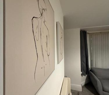 Blyth Apartment | ResiLets - Newsham Road -Large 2 BR Short Stay Apartment for Holidays Contractors Visitors