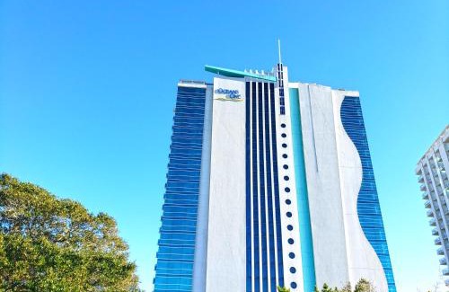 Downtown Myrtle Beach Apartment | Resort condo w fire pit & balcony