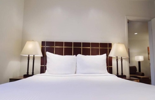 Sedona Resort | Resort Stay in Sedona – Three Bedroom Los Abrigados, Gym & Pool