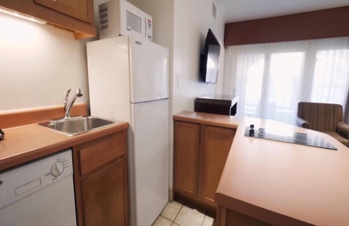 Sedona Resort | Resort Stay in Sedona – Three Bedroom Los Abrigados, Gym & Pool