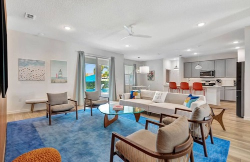 Port Saint Lucie House | Resort-Style Modern Retreat *Pet Friendly*