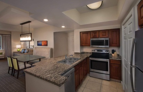 Williamsburg Resort | Rest and unwind in our Orlando resort villas