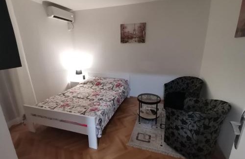 Niksic Apartment | Rest