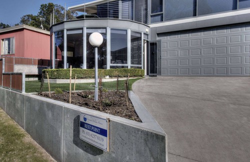 Coles Bay House | Rest Point