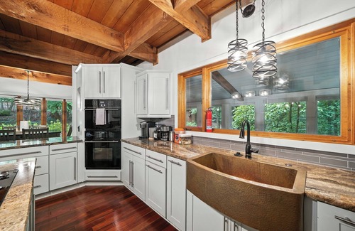 Dahlonega Cabin | Rest & Relaxation in Remote Cabin on 10 Acres