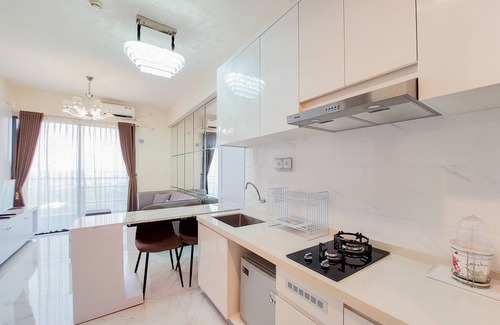 Bumi Serpong Damai Apartment | Restful And Comfy 2Br At Sky House Bsd Apartment By Tarvelio
