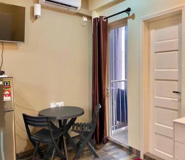 Male House | Resting View