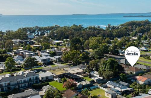 Huskisson House | Retreat on Hawke by Experience Jervis Bay