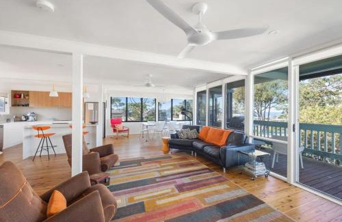 Mollymook Beach House | Retro Beach House - roomy 4BR retreat near ocean