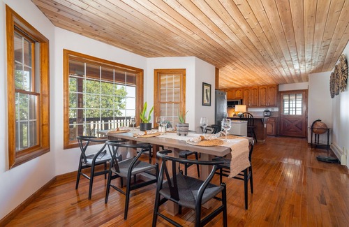Doyle Cabin | Reverie Ranch @ Gold Mountain 136 Acre w/Lakeview & Nat'l Forest Access, Remote