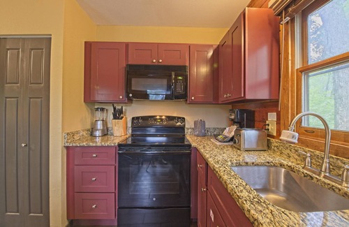 Wisconsin Dells Cabin | Revitalizing, Christmas Mountain Village, 2 Bedroom Cabin