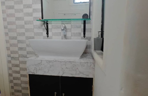 Lome Hotel | RHÔ Résidence Hôtelière Ôkèrè-Ôburu