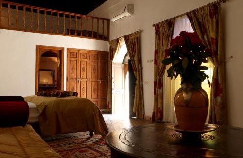 Sidi Bou Amar House | Riad Tahar Oasis