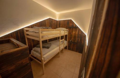 Commezzadura Apartment | Ride Home 2