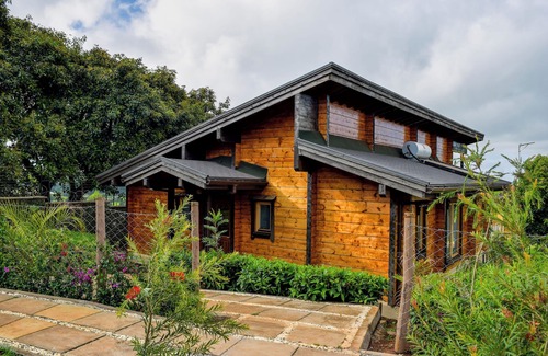 Riara Ridge Cabin | Ridge Cabin Resort