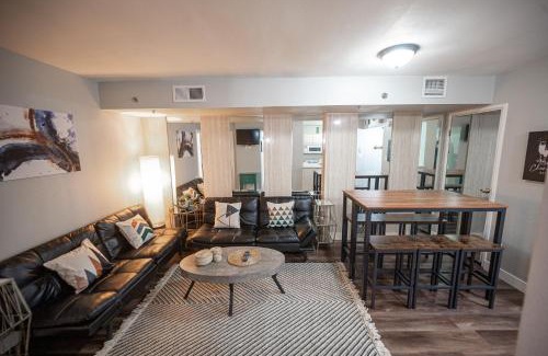 Las Vegas Strip Apartment | Right on The Strip - 3BR Condo 1110